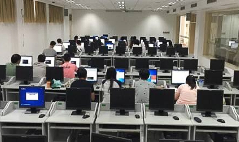 上海昂立IT教育_上課情景