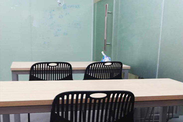 上海唯尋國(guo)際(ji)教育_教室環境圖片